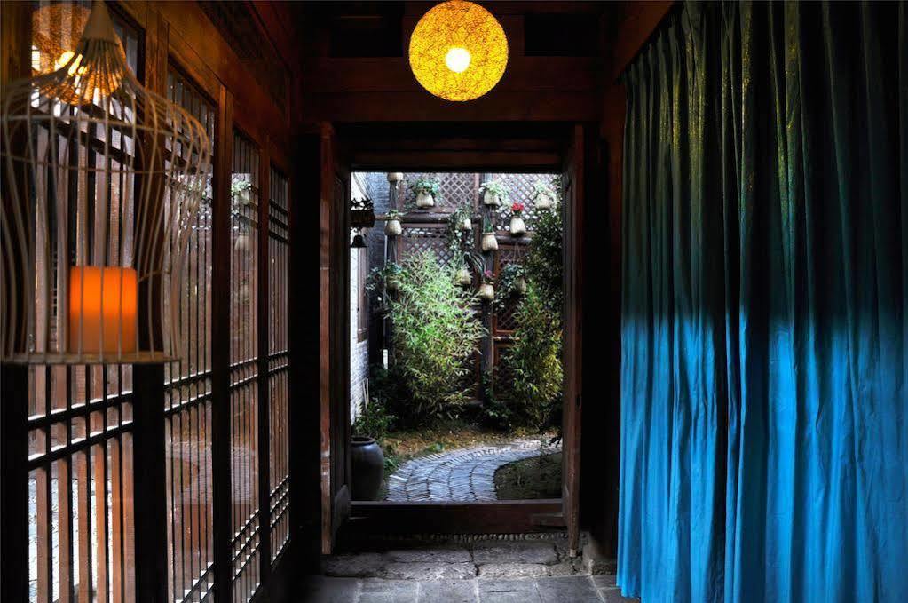 丽江 Blossom Hill Courtyard Eminenland酒店 外观 照片